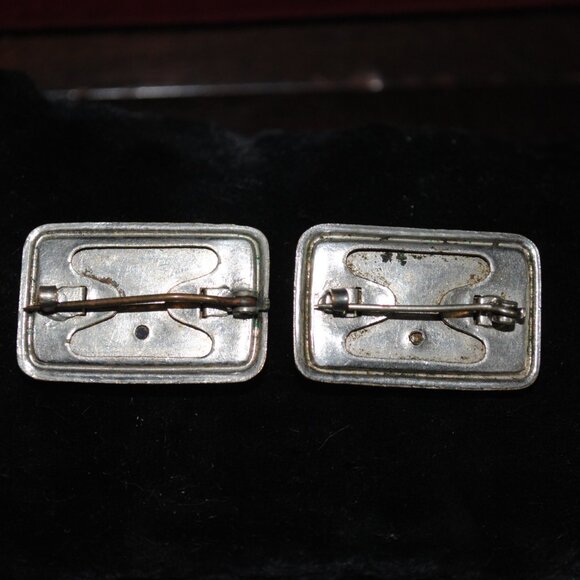 Antique Matching Pair of Oversized Ruby Czech Glass Sash Brooches - Picture 5 of 8